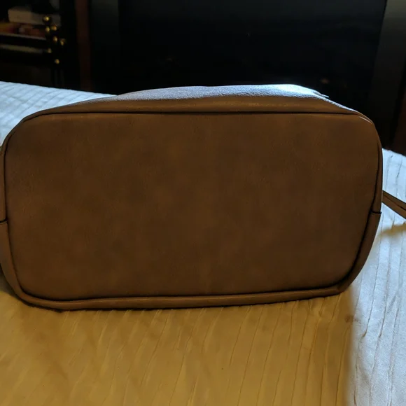 Purse - Picture 3 of 3